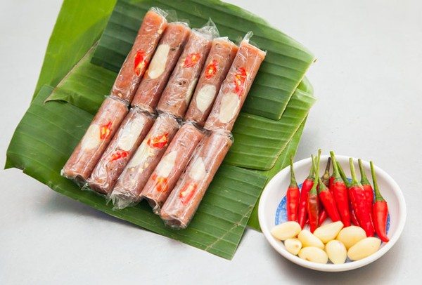 Các món ngon ngày tết dễ làm ở miền Trung- Nem chua