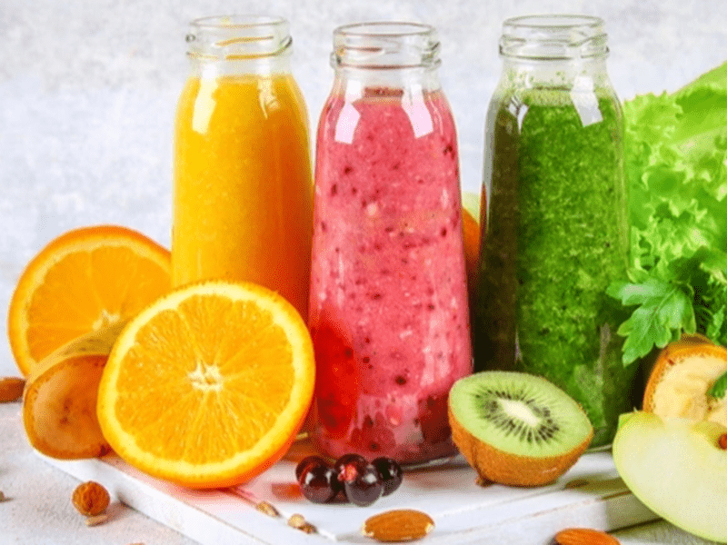 Sinh tố hay nước ép tốt cho cơ thể hơn?